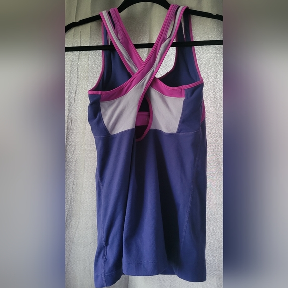 Oakley Active Tank - Picture 2 of 6